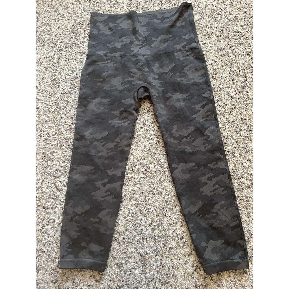 Women's Spanx 2X Olive Green Camo Leggings‎